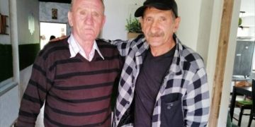 Proiectul „ACASĂ” – 10 Case împotriva morții prin abandon. Membrii Asociației Happy lansează un manifest pentru salvarea „oamenilor invizibili”